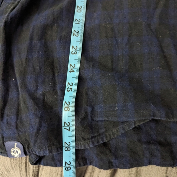 Disney button down - Picture 6 of 6